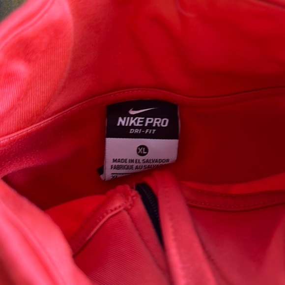 women’s XL red quarter zip - Picture 2 of 3